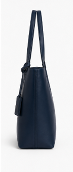 Fashionable and unique women's round-mouthed tote bag.
