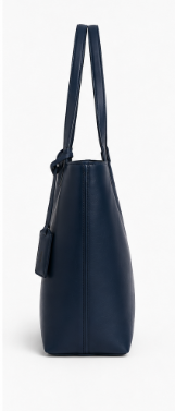 Fashionable and unique women's round-mouthed tote bag.